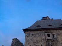 Mezi deset zámků  a hradů v Česku, které si zahrály nejen v pohádkách patří i hrad Kašperk